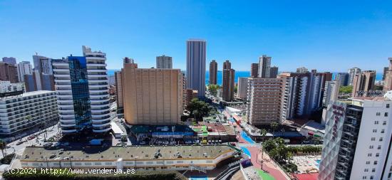 Apartamento de 2 dormitorios con licencia turística playa levante www.inmobiliarialesdunes.com - AL