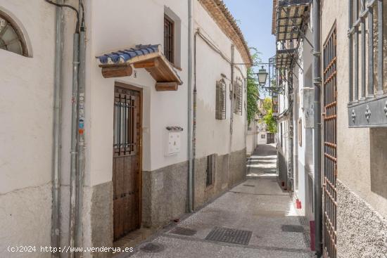 Dos maravillosas casas en el Albaicín con vistas panorámicas a la Alhambra - GRANADA