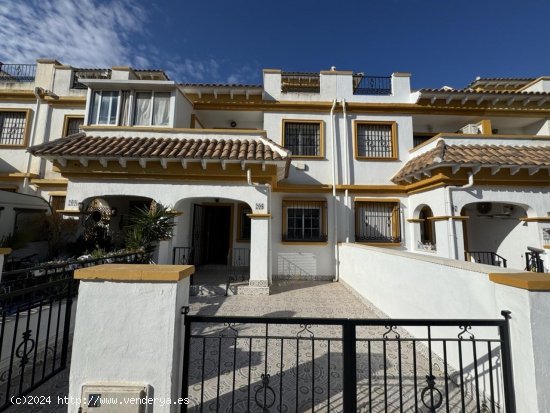  Casa en venta en Torrevieja (Alicante) 