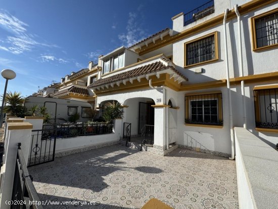 Casa en venta en Torrevieja (Alicante)