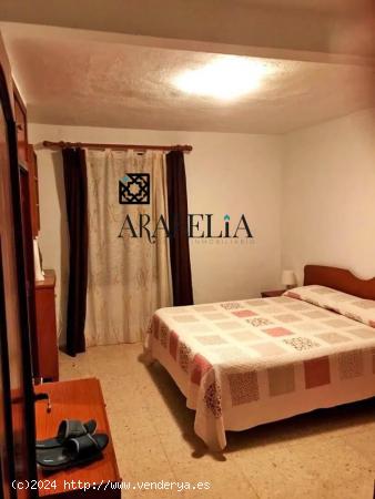 CHALET CON PISCINA A LA VENTA EN TRASSIERRA - CORDOBA