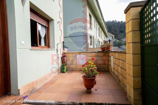 ¡ÚNICO! CHALET ADOSADO CON ÁTICO, 2 GARAJES, 2 TRASTEROS Y JARDIN - CANTABRIA