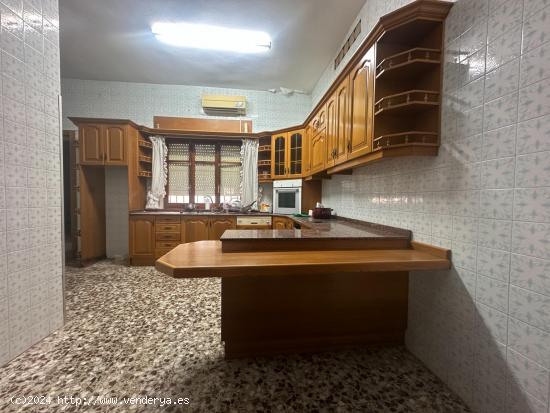 GRAN CASA EN VENTA EN EL CENTRO DE CANTERAS - MURCIA