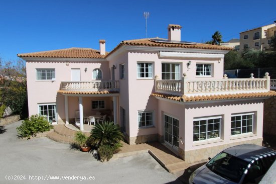  Villa en venta en Orba (Alicante) 