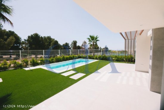 Villa en venta en Finestrat (Alicante)