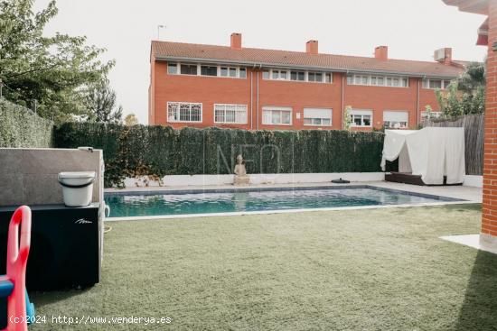 CHALET ADOSADO EN VELAZQUEZ, PARACUELLOS DEL JARAMA - MADRID