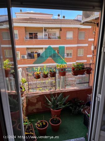  SE VENDE APARTAMENTO EN COLON - CACERES 