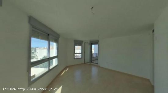  Piso en venta en La XARA, calle Clara Campoamor - ALICANTE 