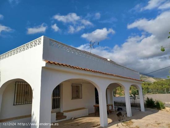  Casa de campo en Callosa D' ensarria - ALICANTE 