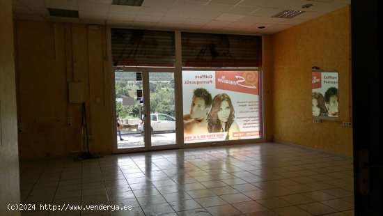 Local comercial en venta  en Jonquera, La - Girona