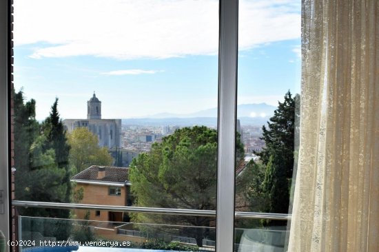 Chalet / Torre en venta  en Girona - Girona