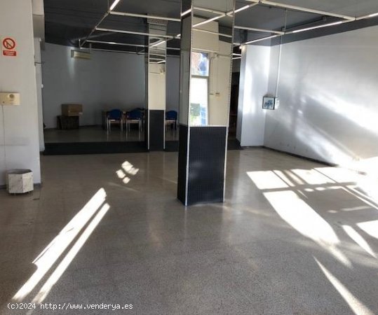 Local comercial en venta  en Sabadell - Barcelona