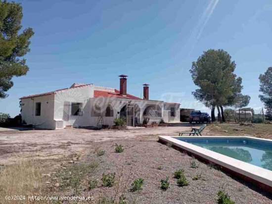 Casa de campo-Masía en Venta en Almansa Albacete