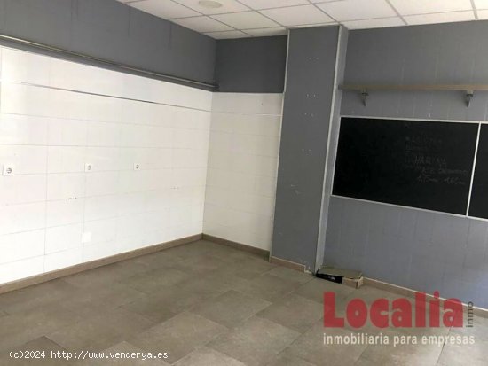 Local comercial céntrico en Torrelavega. Cantabria