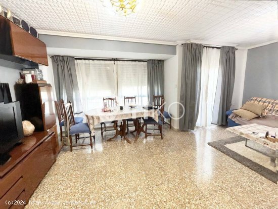 Piso en venta de 93 m² Calle del Pintor Sorolla, 46910 Benetússer (València)