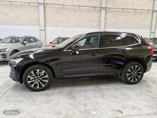 Volvo XC 60 Core, B4 Mild hybrid, Diesel de 2024 con 11 Km por 48.500 EUR. en Navarra