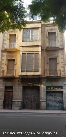  EDIFICIO A DOS CALLES PARA EDIFICAR BAJO MAS 4 ALTURAS - ALICANTE 