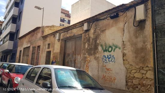 EDIFICIO A DOS CALLES PARA EDIFICAR BAJO MAS 4 ALTURAS - ALICANTE