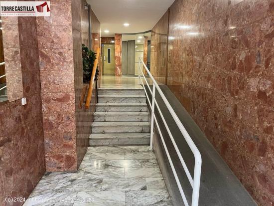 SE VENDE EXTRAORDINARIO PISO EN AVDA DE ESAPAÑA - ALBACETE