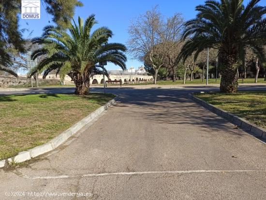 Estupenda vivienda en San Antonio - BADAJOZ