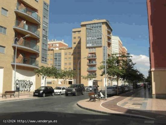 LOCAL COMERCIAL en Cartagena - MURCIA