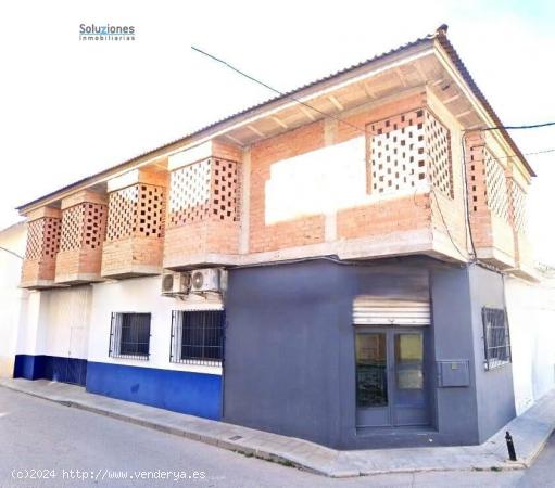 EDIFICIO EN LA RODA,  DE DOS PLANTAS PARA REFORMAR A SU GUSTO - ALBACETE