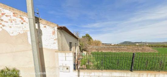 CASA CON PARCELA EN ORIHUELA - ALICANTE