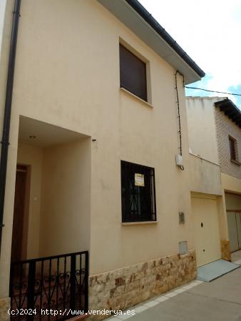 Se vende adosado nuevo en Litago, 150 m2 - ZARAGOZA