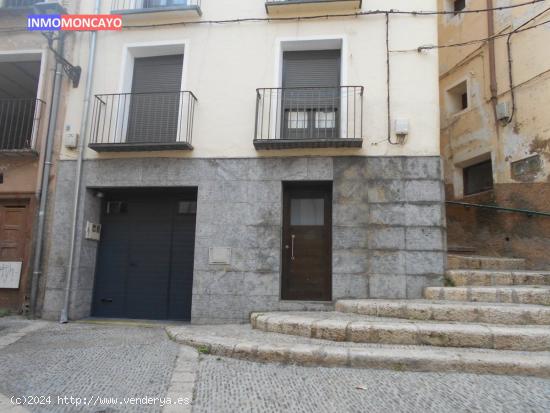 SE VENDE PISO TOTALMENTE REFORMADO EN PLAZA ESPAÑA - ZARAGOZA