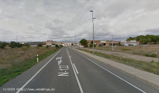 Se vende terreno de 5.000 m2 con nave de 200 m2 - ZARAGOZA