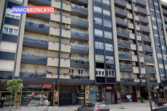 SE VENDE LOCAL EN ZONA COMERCIAL DE TUDELA - NAVARRA