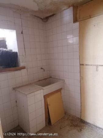 Vendo casa para reformar en el centro de Monteagudo - NAVARRA