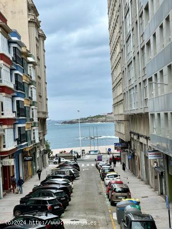  Seminuevo en pleno centro - Plaza de garaje doble y trastero - A CORUÑA 