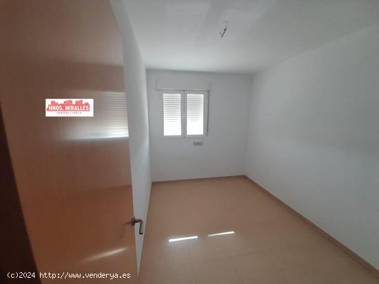 Se vende Piso en Urbanizacion de Dolores - ALICANTE