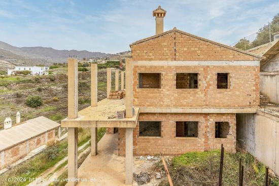  OBRA PARADA EN ALMUÑÉCAR! - GRANADA 