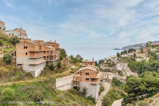 OBRA PARADA EN ALMUÑÉCAR! - GRANADA