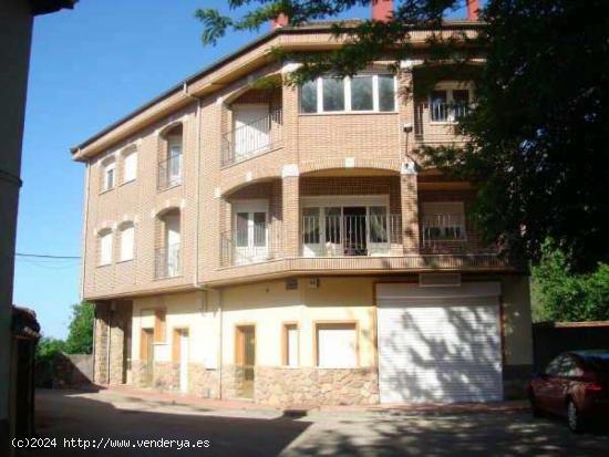  Edificio residencial en Candeleda - AVILA 