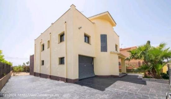  Casa independiente con vistas al mar y gran terraza panorámica. - TARRAGONA 