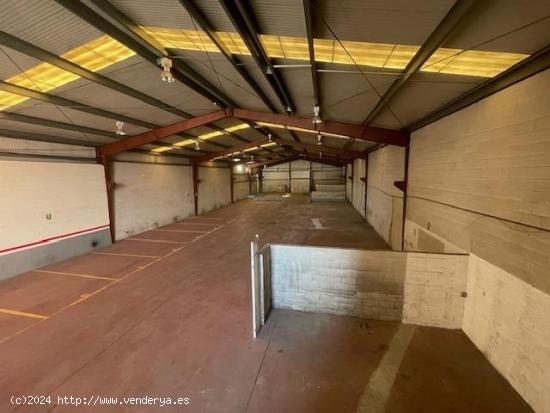 EN ALQUILER NAVE INDUSTRIAL DE 950M2 - ORENSE