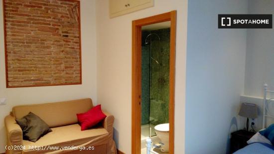 Estudio en alquiler en El Raval - BARCELONA