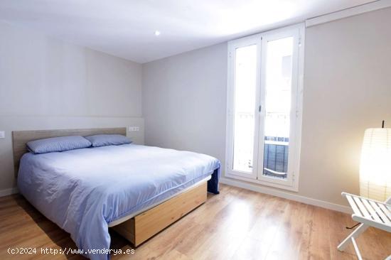 Apartamento de 1 dormitorio en alquiler en El Raval - BARCELONA