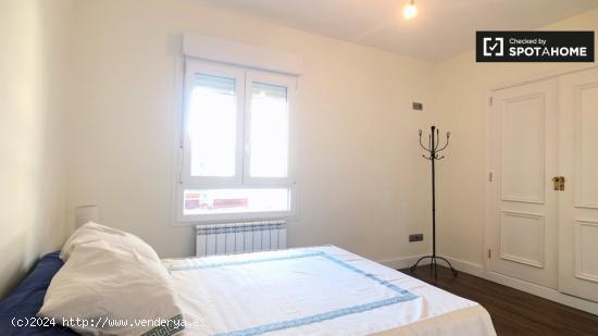 Moderno apartamento de 2 dormitorios con balcón en alquiler en Hortaleza - MADRID