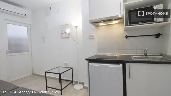 Recientemente renovado apartamento de 1 dormitorio en alquiler en Usera - MADRID