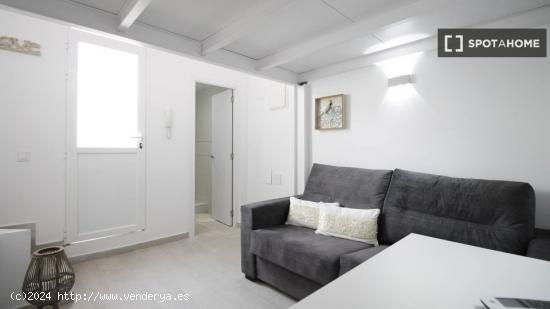 Apartamento de estudio mínimo en Usera - MADRID