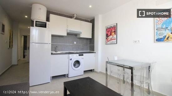 Apartamento de 1 dormitorio en alquiler en Madrid - MADRID