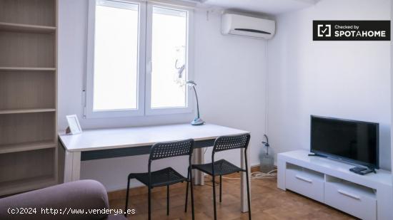 Alquiler de habitaciones en apartamento de 6 dormitorios en Benimaclet - VALENCIA