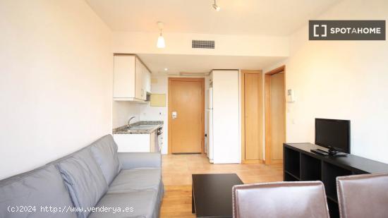 Piso en alquiler de 1 dormitorio en Villaverde - MADRID