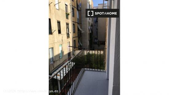 Apartamento entero de 2 dormitorios en Barcelona. - BARCELONA