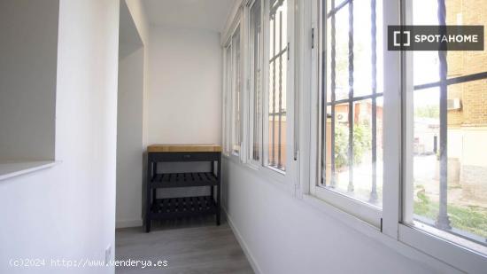 Apartamento de 2 dormitorios en alquiler en Madrid - MADRID