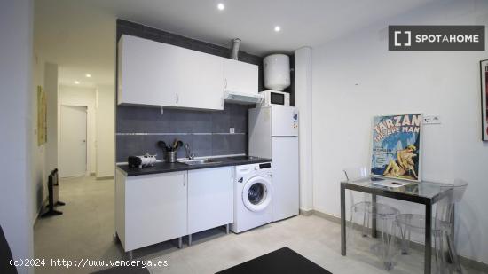 Apartamento de 1 dormitorio en alquiler en Madrid - MADRID